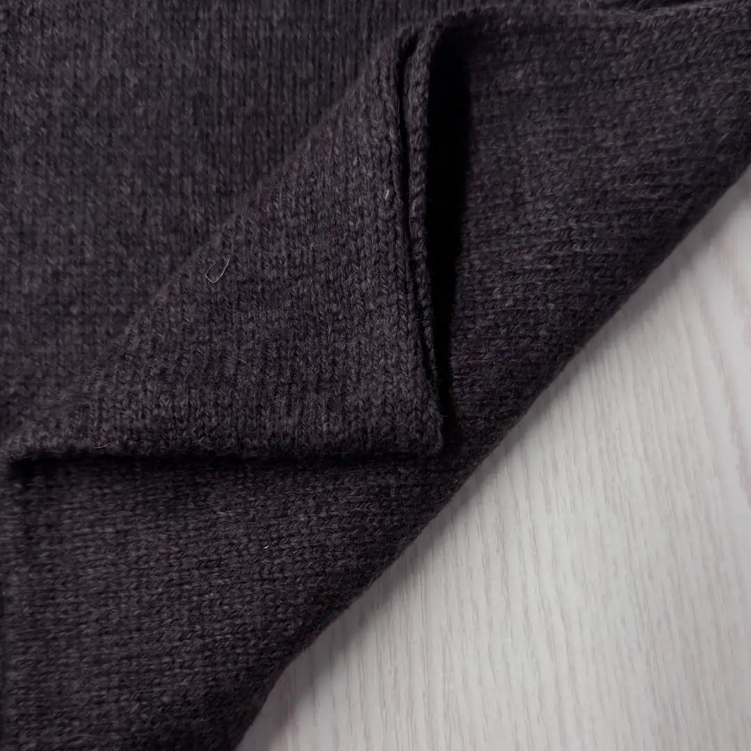 China Yarn for Ladies Vest (Sweater),Men’s Vest (Sweater),Half-Zipper Cardigan (Sweater),Knitted Jacket (Sweater),T-shirt (Sweater),Skirt (Sweater) Woollen Spun Regular Yarn Cotton Nylon Wool dark brown color buy from China wholesaler bulk order at wholesale price free worldwide shipping Alibaba