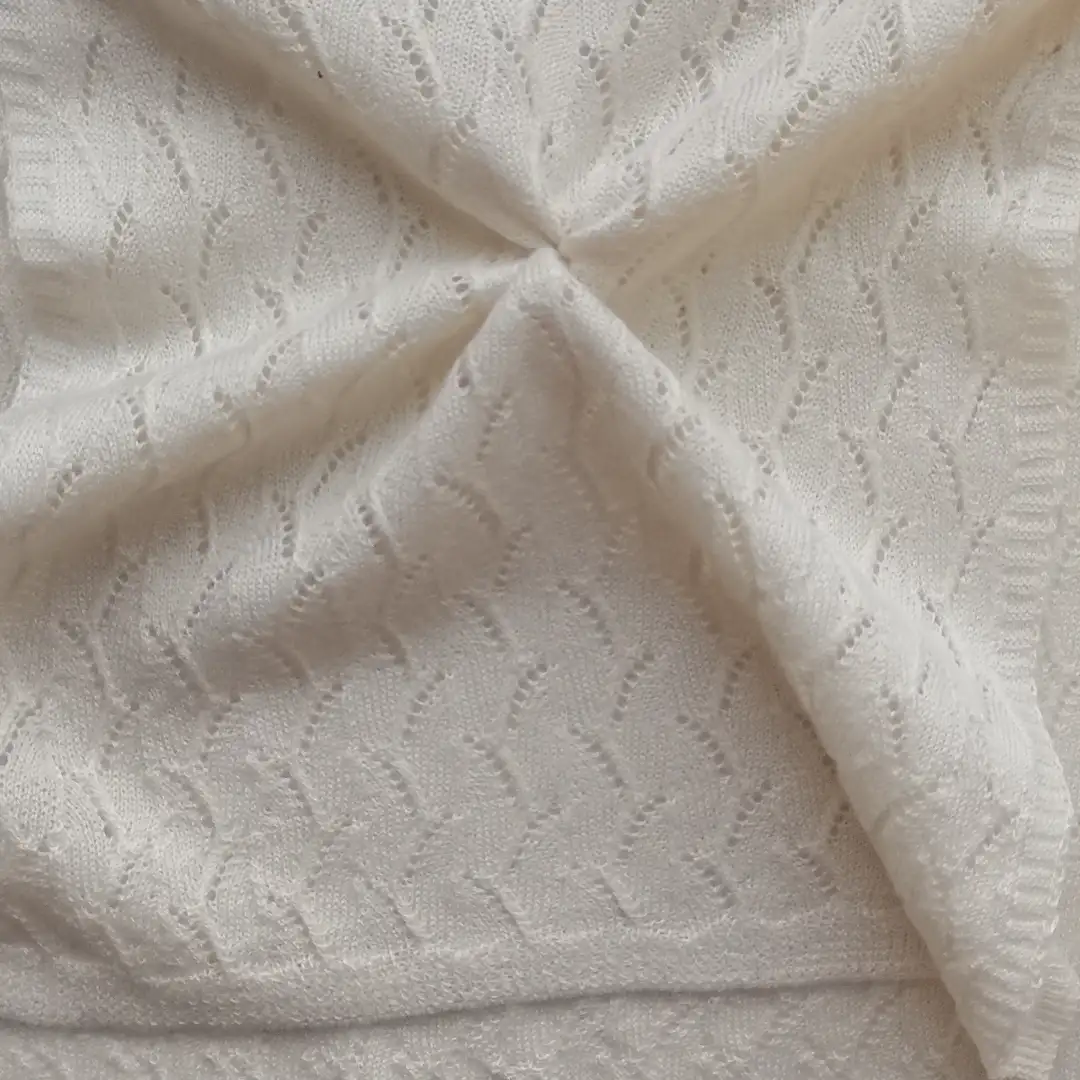 China Yarn for Ladies Vest (Sweater),Men’s Vest (Sweater),Round Neck Pullover (Sweater),Polo T-shirt (Sweater),Kids Crew-Neck Cardigan (Sweater) Semi-Worsted Spun Regular Yarn Polyester Rayon Cream color buy from China wholesaler bulk order at wholesale price free worldwide shipping Alibaba