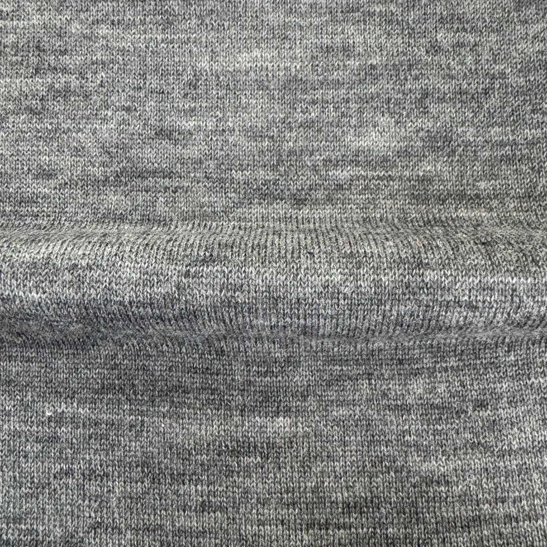 China Yarn for Crew Neck Pullover (Sweater),Crop Top Pullover (Sweater),Boys Polo Shirt (Sweater) Semi-Worsted Spun Regular Yarn Merino Wool GRAY color buy from China wholesaler bulk order at wholesale price free worldwide shipping Alibaba