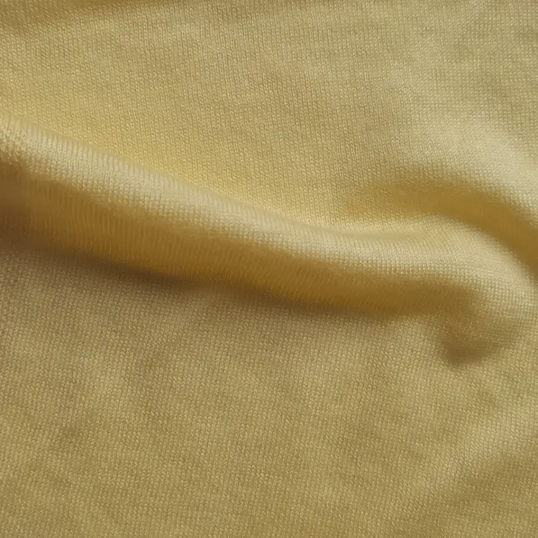 China Yarn for Ladies Vest (Sweater),Round Neck Pullover (Sweater),Roll Neck Jumper (Sweater),U-Neck Cardigan (Sweater),Kids V-Neck Cardigan (Sweater) Worsted Spun Regular Yarn Tencel Merino Wool Yellow/SHINY GREEN color buy from China wholesaler bulk order at wholesale price free worldwide shipping Alibaba