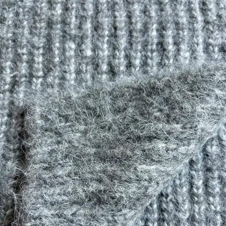 China Yarn for Ladies Vest (Sweater),Men’s Vest (Sweater),Mens V-Neck Jumper (Sweater) Air Spun Yarn Fancy Yarn Acrylic Nylon Merino Wool Alpaca 灰 color buy from China wholesaler bulk order at wholesale price free worldwide shipping Alibaba