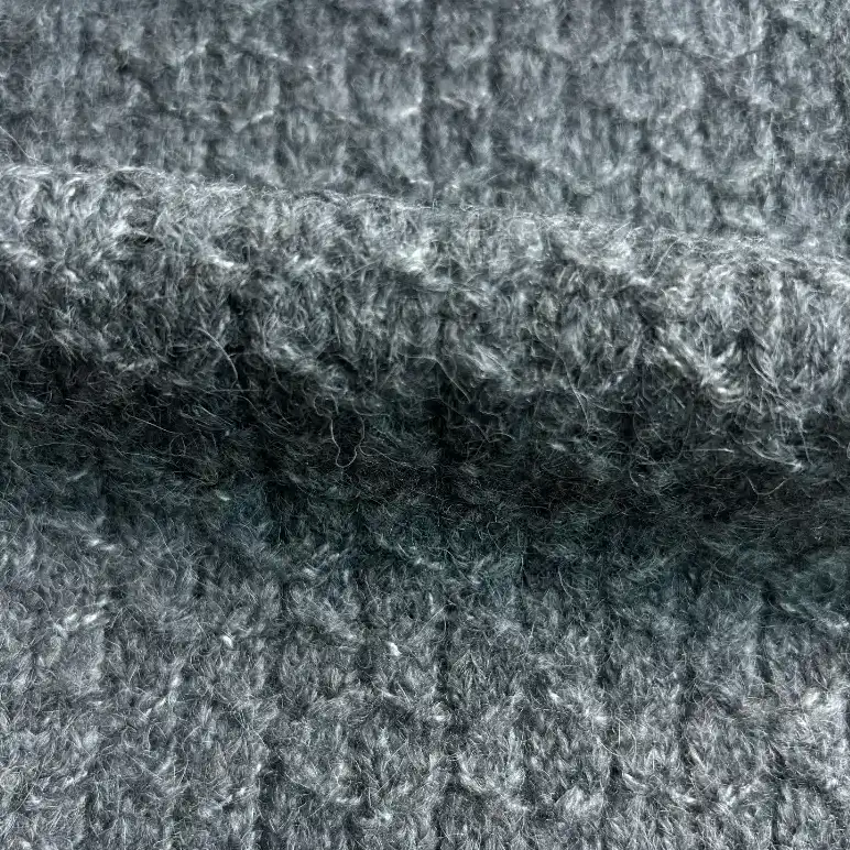 China Yarn for Men’s Vest (Sweater),Open Cardigan (Sweater),Half-Zipper Cardigan (Sweater),Round Neck Pullover (Sweater) Mossy Yarn Fancy Yarn Polyester Acrylic Merino Wool 灰色 color buy from China wholesaler bulk order at wholesale price free worldwide shipping Alibaba