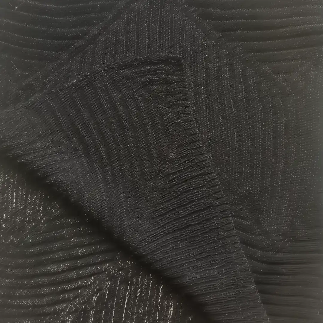 China Yarn for Ladies Vest (Sweater),Men’s Vest (Sweater),Crew Neck Pullover (Sweater),Polo T-shirt (Sweater),Roll Neck Jumper (Sweater),Kids Peter Pan Collar Short Sleeve Jumpers (Sweater),V-Neck Button Down Vest (Sweater) Worsted Spun Regular Yarn Cotton Silk Black color buy from China wholesaler bulk order at wholesale price free worldwide shipping Alibaba