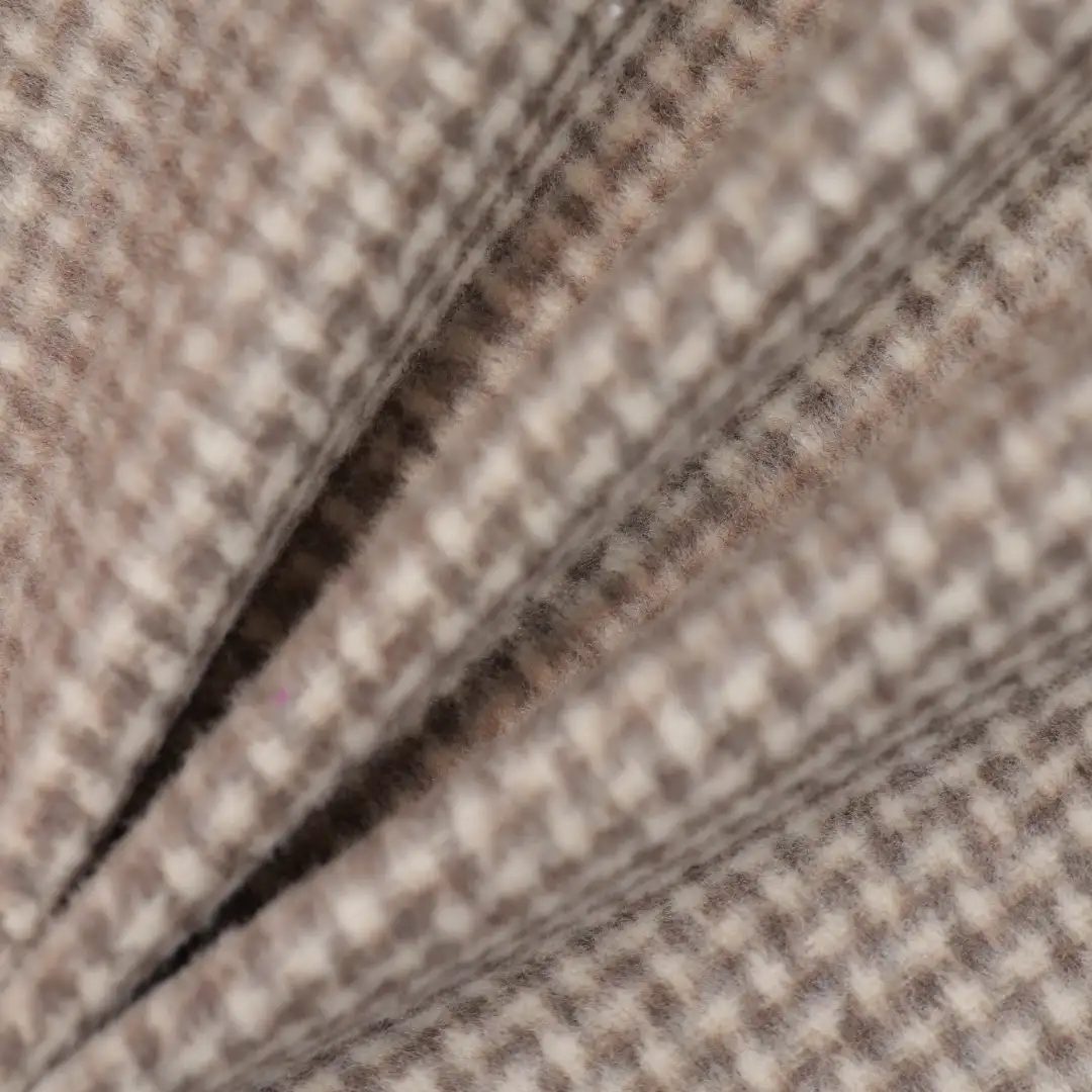 China Fabric for Trench Coat,Overcoat Yarn Dyed Check Woven Blended Fabric Polyester LIGHT COFFEE color buy from China wholesaler bulk order at wholesale price free worldwide shipping Alibaba