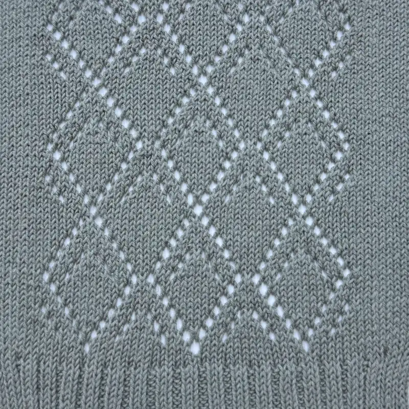 China Yarn for Ladies Vest (Sweater),Men’s Vest (Sweater),Full-Zipper Cardigan (Sweater),Half-Zipper Cardigan (Sweater) Ring Spun Regular Yarn Linen Cotton GREEN color buy from China wholesaler bulk order at wholesale price free worldwide shipping Alibaba