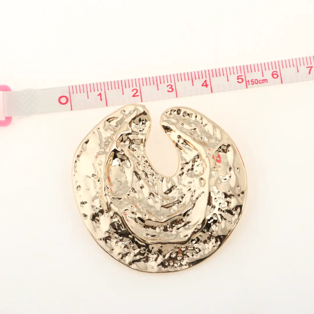 Gold  Ornaments Other Trims for Overcoat buy garments accessories in bulk from China wholesaler at wholesale price free worldwide shipping Alibaba