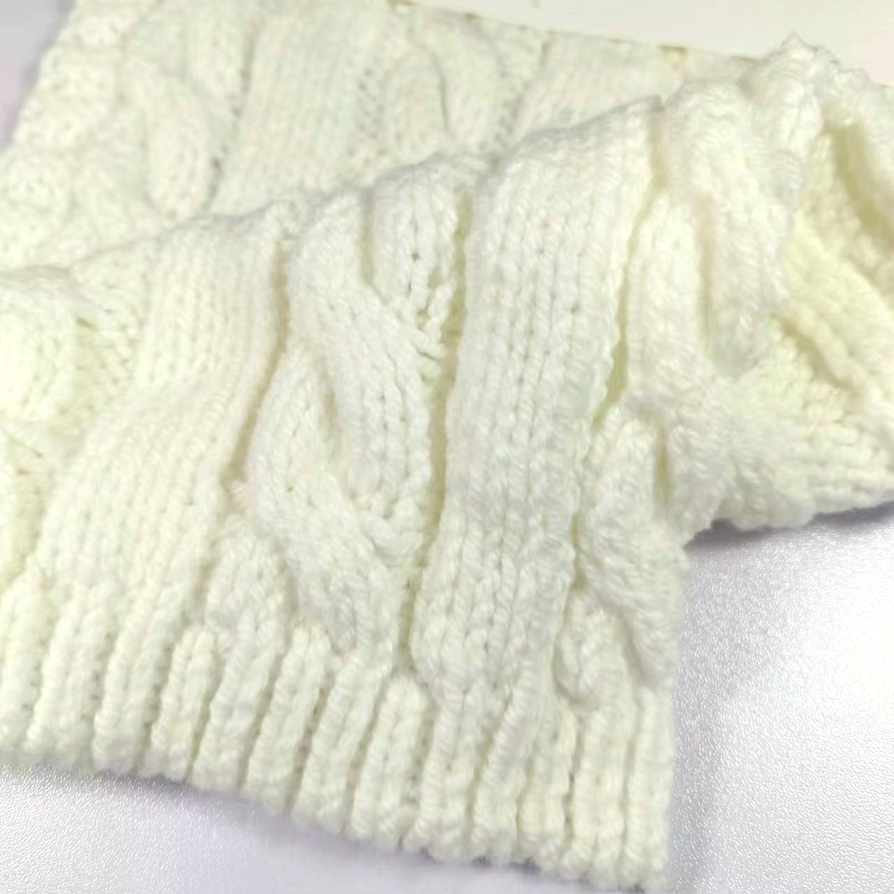 China Yarn for Hoodie  (Sweater),Polo T-shirt (Sweater), Shirt Long Sleeve Button (Sweater) Roving Yarn Fancy Yarn Cotton Acrylic Polyester White color buy from China wholesaler bulk order at wholesale price free worldwide shipping Alibaba