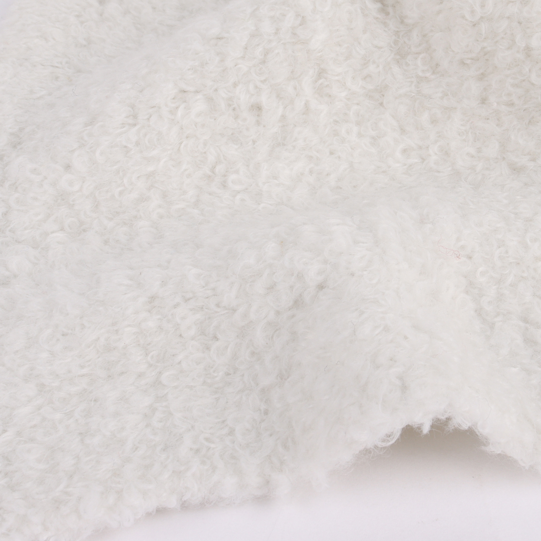 China Yarn for Knitted Jacket (Sweater),Hoodie  (Sweater),Half-Zipper Cardigan (Sweater) Boucle Yarn Fancy Yarn Polyester Recycled Polyester Spandex Off White color buy from China wholesaler bulk order at wholesale price free worldwide shipping Alibaba