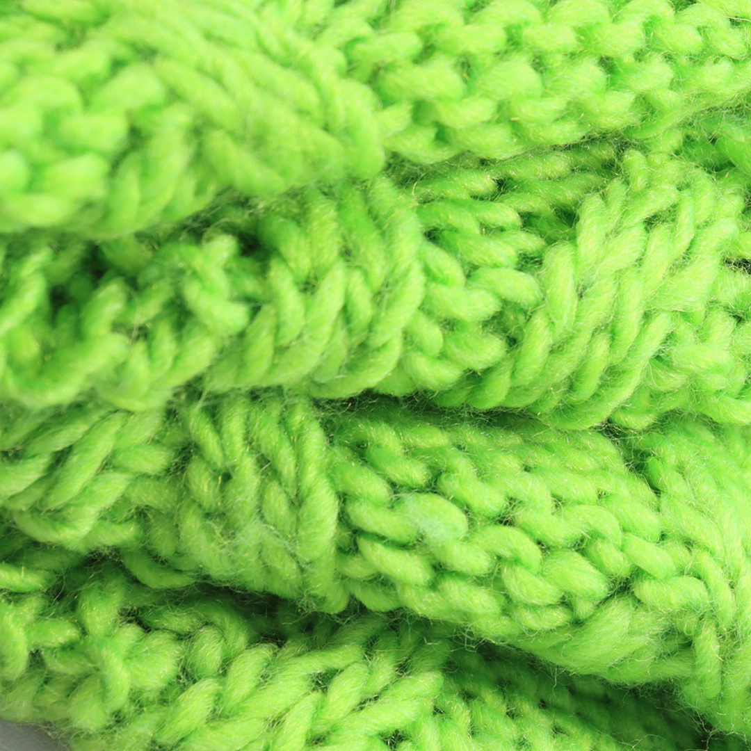 China Yarn for Knitted Jacket (Sweater),Hoodie  (Sweater),Half-Zipper Cardigan (Sweater) Woollen Spun Regular Yarn Recycled Polyester Acrylic Wool Green color buy from China wholesaler bulk order at wholesale price free worldwide shipping Alibaba