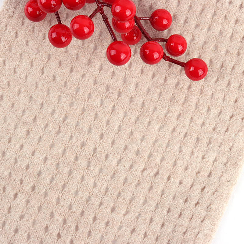 China Yarn for Hoodie  (Sweater),Polo T-shirt (Sweater), Full-Zipper Cardigan (Sweater) Core Spun Yarn Regular Yarn Recycled Polyester Polyester Nylon Beige color buy from China wholesaler bulk order at wholesale price free worldwide shipping Alibaba