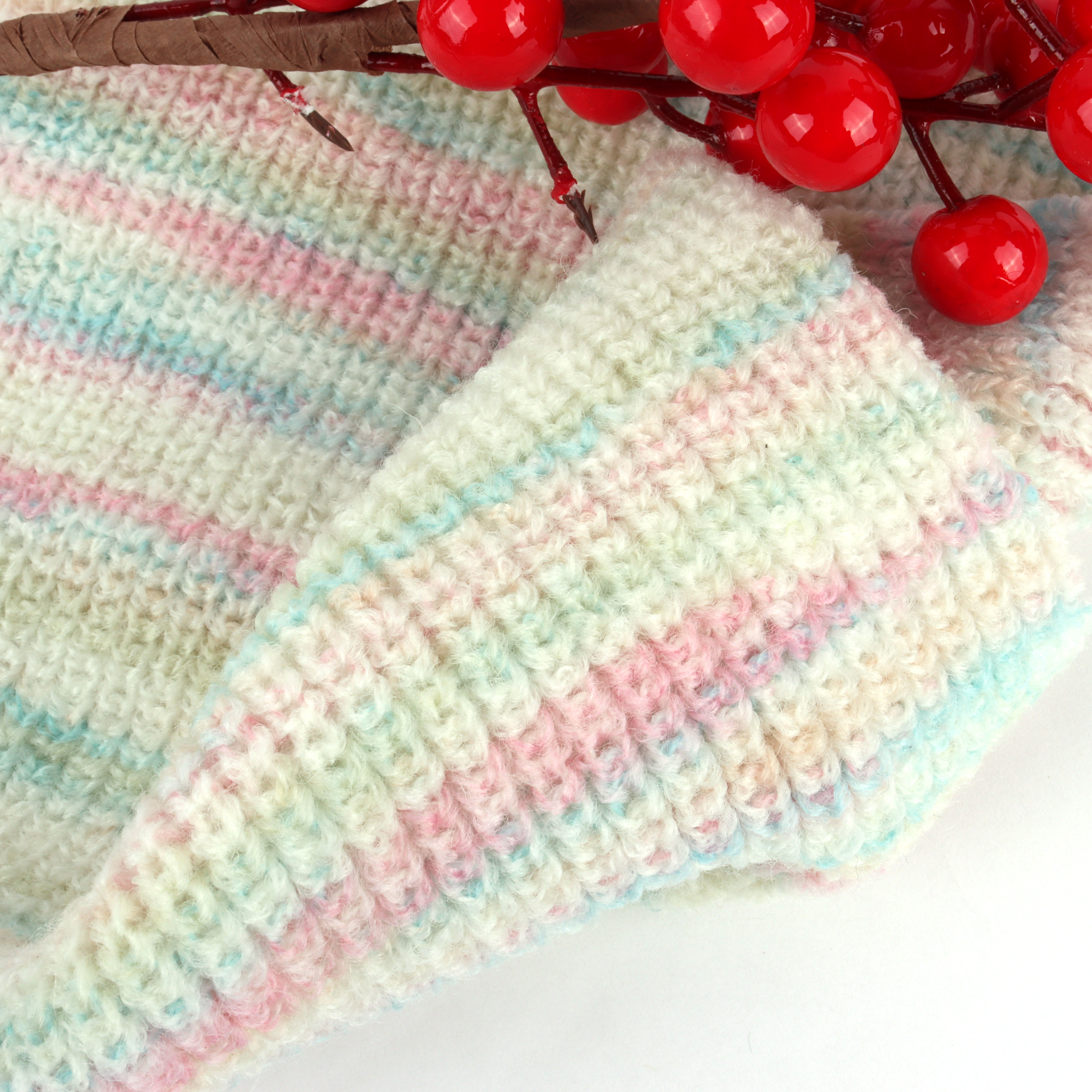 China Yarn for Ladies Vest (Sweater),Crop Top Pullover (Sweater),Dresses (Cardigan Button) (Sweater) Mossy Yarn Fancy Yarn Recycled Polyester Nylon Wool Polyester Space Dye color buy from China wholesaler bulk order at wholesale price free worldwide shipping Alibaba