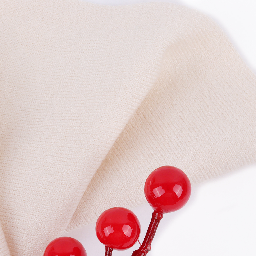 China Yarn for Ladies Vest (Sweater),Crop Top Pullover (Sweater),Dresses (Cardigan Button) (Sweater) Core Spun Yarn Regular Yarn Viscose PBT Polyester Oatmeal color buy from China wholesaler bulk order at wholesale price free worldwide shipping Alibaba