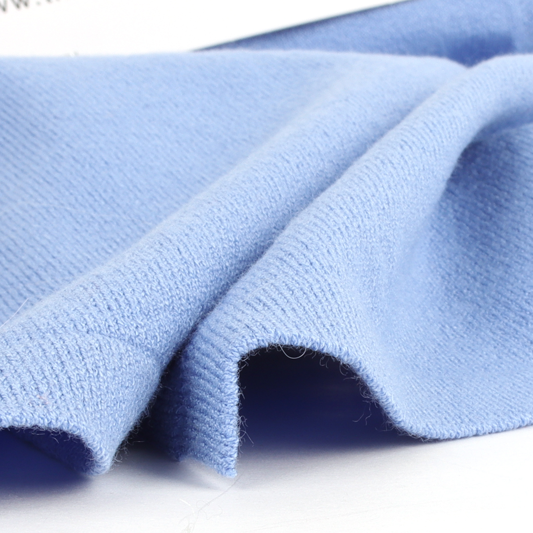 China Yarn for Half-Zipper Cardigan (Sweater),Crew Neck Pullover (Sweater),Polo T-shirt (Sweater) Core Spun Yarn Regular Yarn Lenzing Viscose Polyester Blue color buy from China wholesaler bulk order at wholesale price free worldwide shipping Alibaba