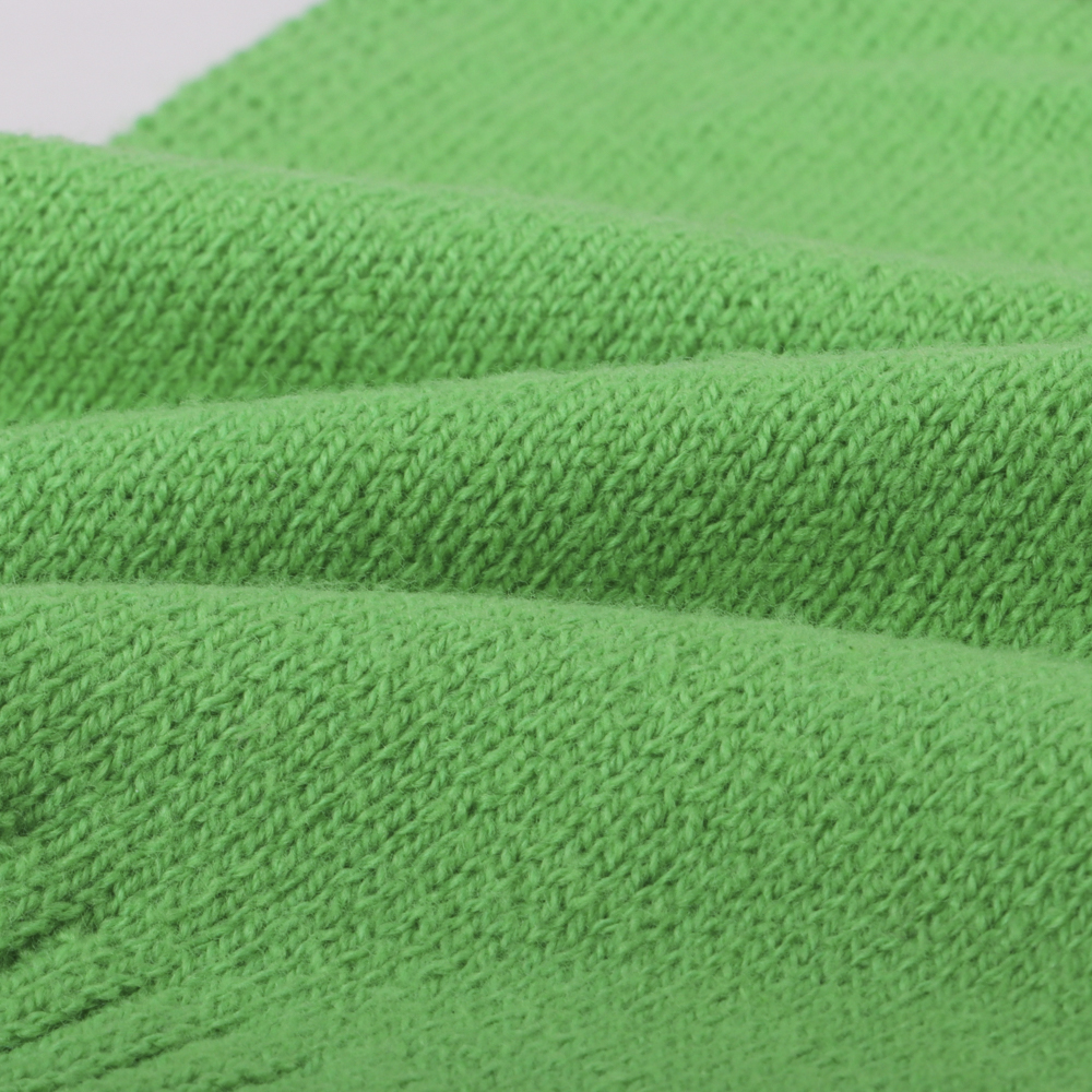 China Yarn for Half-Zipper Cardigan (Sweater),Crew Neck Pullover (Sweater),Polo T-shirt (Sweater) Semi-Worsted Spun Regular Yarn Cotton Acrylic Green color buy from China wholesaler bulk order at wholesale price free worldwide shipping Alibaba