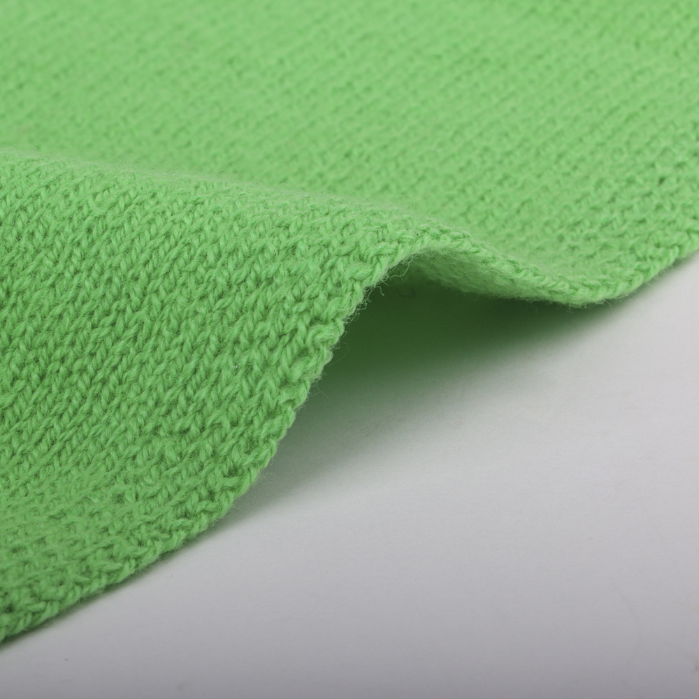 China Yarn for Half-Zipper Cardigan (Sweater),Crew Neck Pullover (Sweater),Polo T-shirt (Sweater) Semi-Worsted Spun Regular Yarn Cotton Acrylic Green color buy from China wholesaler bulk order at wholesale price free worldwide shipping Alibaba