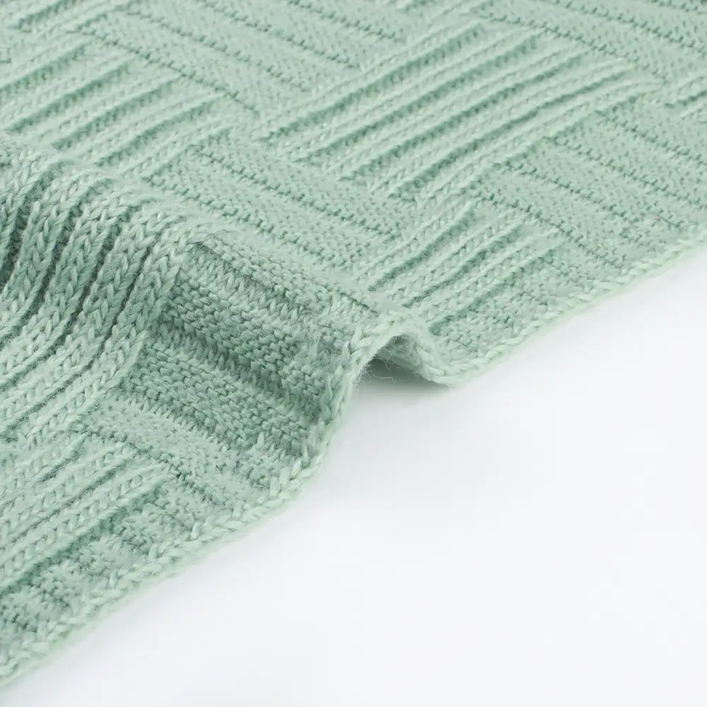 China Yarn for Ladies Vest (Sweater),Crop Top Pullover (Sweater),Dresses (Cardigan Button) (Sweater) Roving Yarn Fancy Yarn Acrylic Green color buy from China wholesaler bulk order at wholesale price free worldwide shipping Alibaba