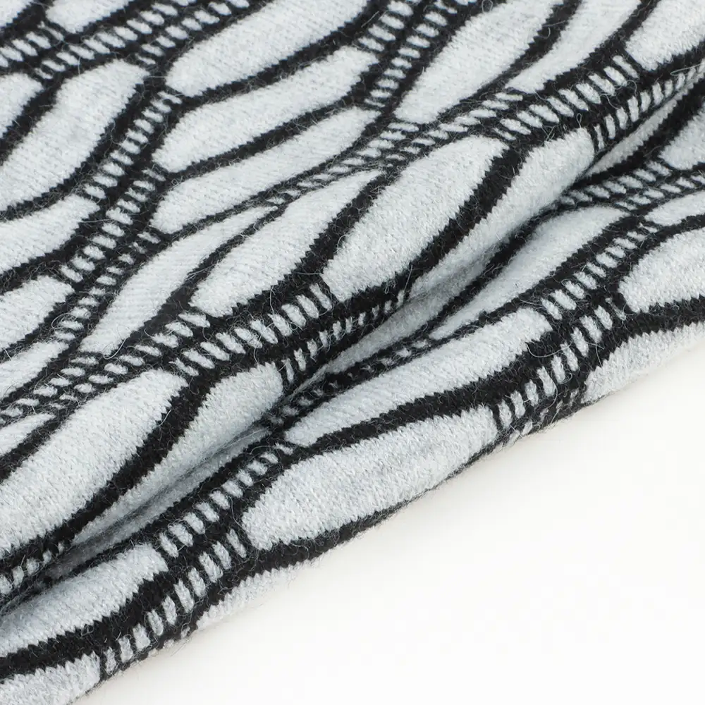 China Yarn for Polo T-shirt (Sweater),Crew Neck Pullover (Sweater),Half-Zipper Cardigan (Sweater) Core Spun Yarn Regular Yarn Recycled Polyester PBT Nylon Wool grey/black color buy from China wholesaler bulk order at wholesale price free worldwide shipping Alibaba