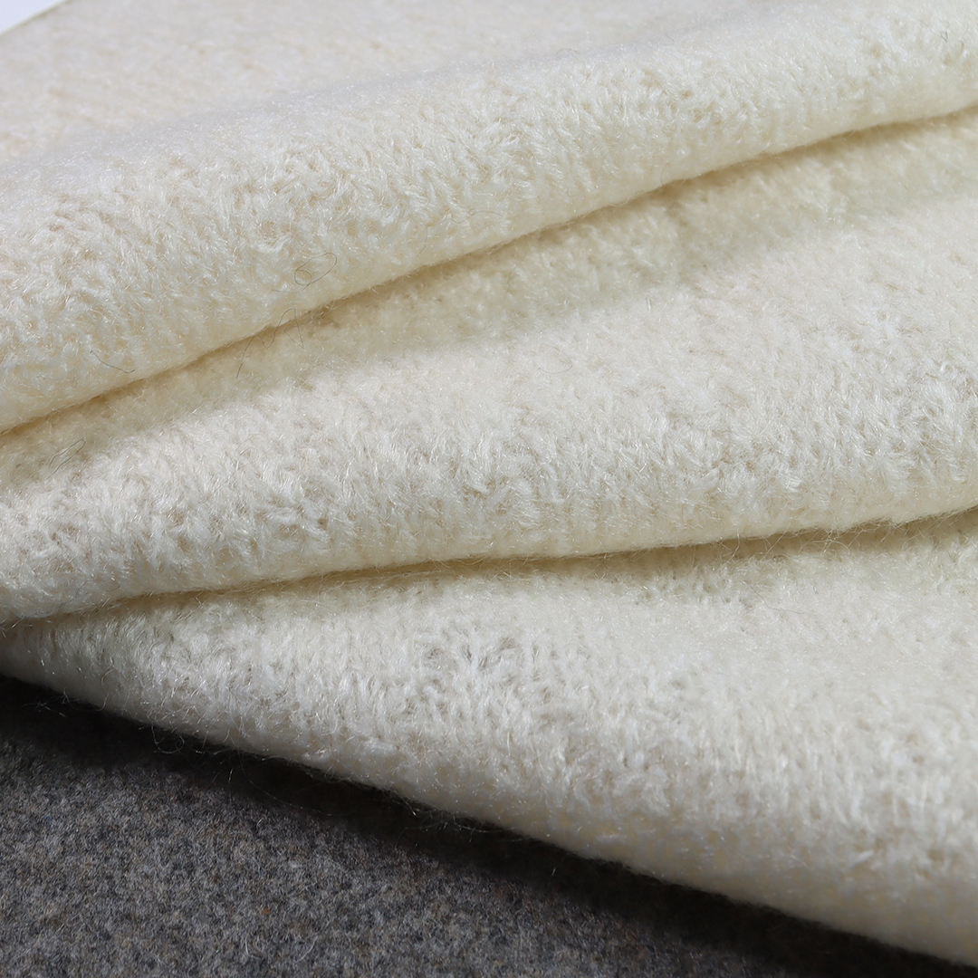 China Yarn for Ladies Vest (Sweater),Crop Top Pullover (Sweater),Dresses (Cardigan Button) (Sweater) Mossy Yarn Fancy Yarn Acrylic Polyester Spandex White color buy from China wholesaler bulk order at wholesale price free worldwide shipping Alibaba