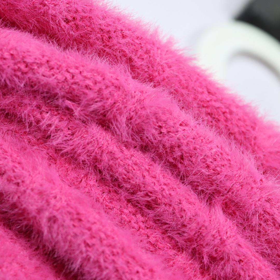 China Yarn for Dresses (Cardigan Open) (Sweater),Dresses (Cardigan Button) (Sweater),Crop Top Pullover (Sweater) Cat Feather Yarn Fancy Yarn Nylon Pink color buy from China wholesaler bulk order at wholesale price free worldwide shipping Alibaba