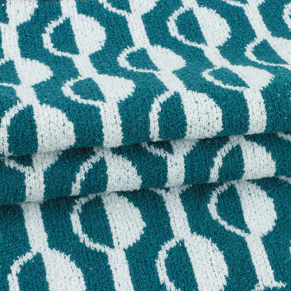 China Yarn for Polo T-shirt (Sweater),Crew Neck Pullover (Sweater),Half-Zipper Cardigan (Sweater) Ring Spun Regular Yarn Cotton Nylon green color buy from China wholesaler bulk order at wholesale price free worldwide shipping Alibaba