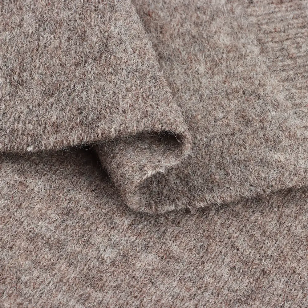 China Yarn for Ladies Vest (Sweater),Dresses (Cardigan Button) (Sweater) Mossy Yarn Fancy Yarn Alpaca Recycled Nylon Spandex BROWN color buy from China wholesaler bulk order at wholesale price free worldwide shipping Alibaba