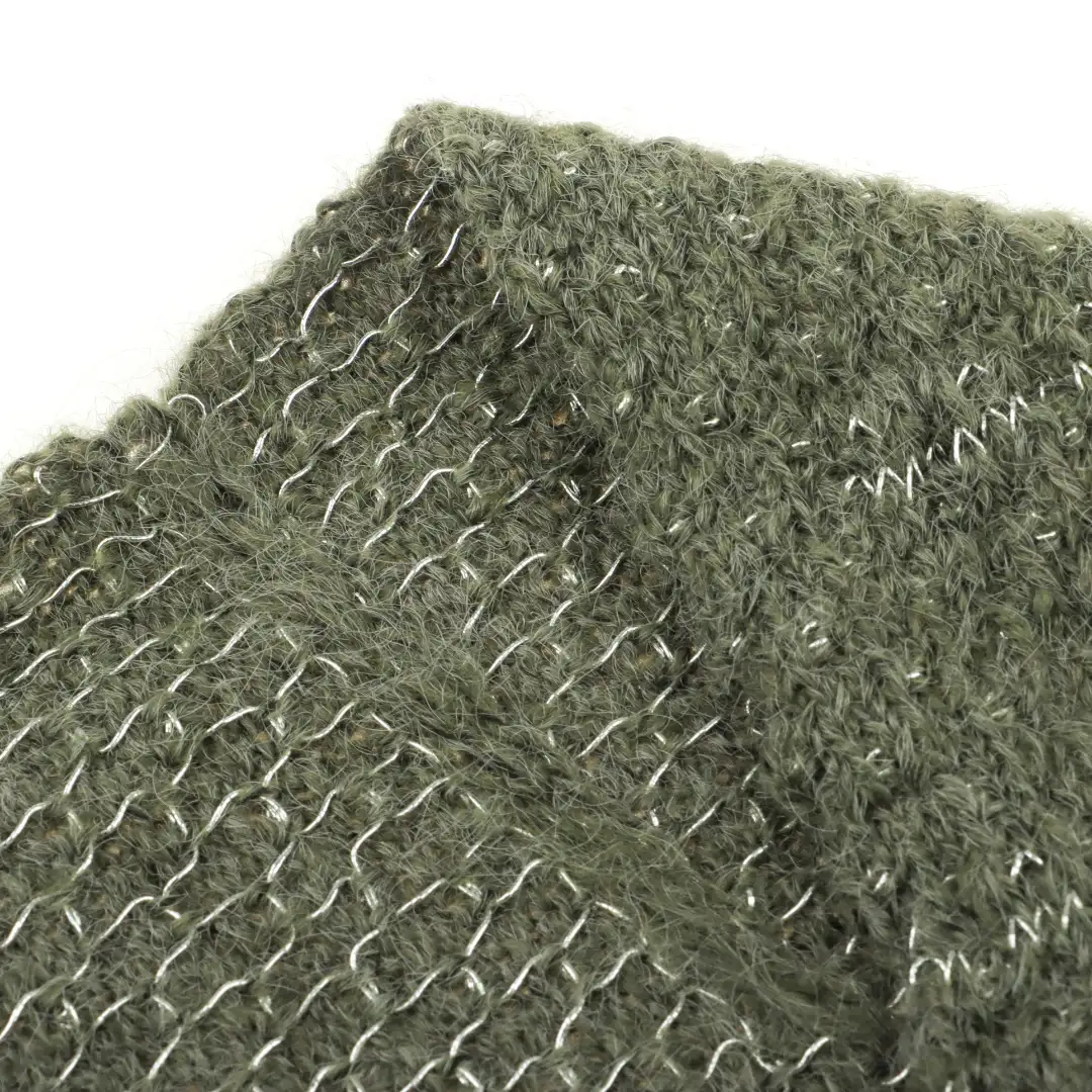 China Yarn for Dresses (Cardigan Open) (Sweater),Dresses (Cardigan Button) (Sweater),Dresses (Pullover) (Sweater) Lurex Lurex Rayon METALLIC GOLD 银色 color buy from China wholesaler bulk order at wholesale price free worldwide shipping Alibaba