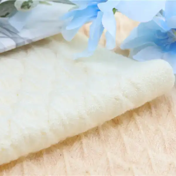 China Yarn for Tank Top,Skirt,Hoodie,Pajamas,Ladies Vest (Sweater),Men’s Vest (Sweater),Knitted Jacket (Sweater),Round Neck Pullover (Sweater),Crop Top Pullover (Sweater),T-shirt (Sweater),Polo T-shirt (Sweater),Hoodie  (Sweater),Dresses (Pullover) (Sweater) Core Spun Yarn Regular Yarn Recycled Polyester Viscose 色卡颜色 color buy from China wholesaler bulk order at wholesale price free worldwide shipping Alibaba