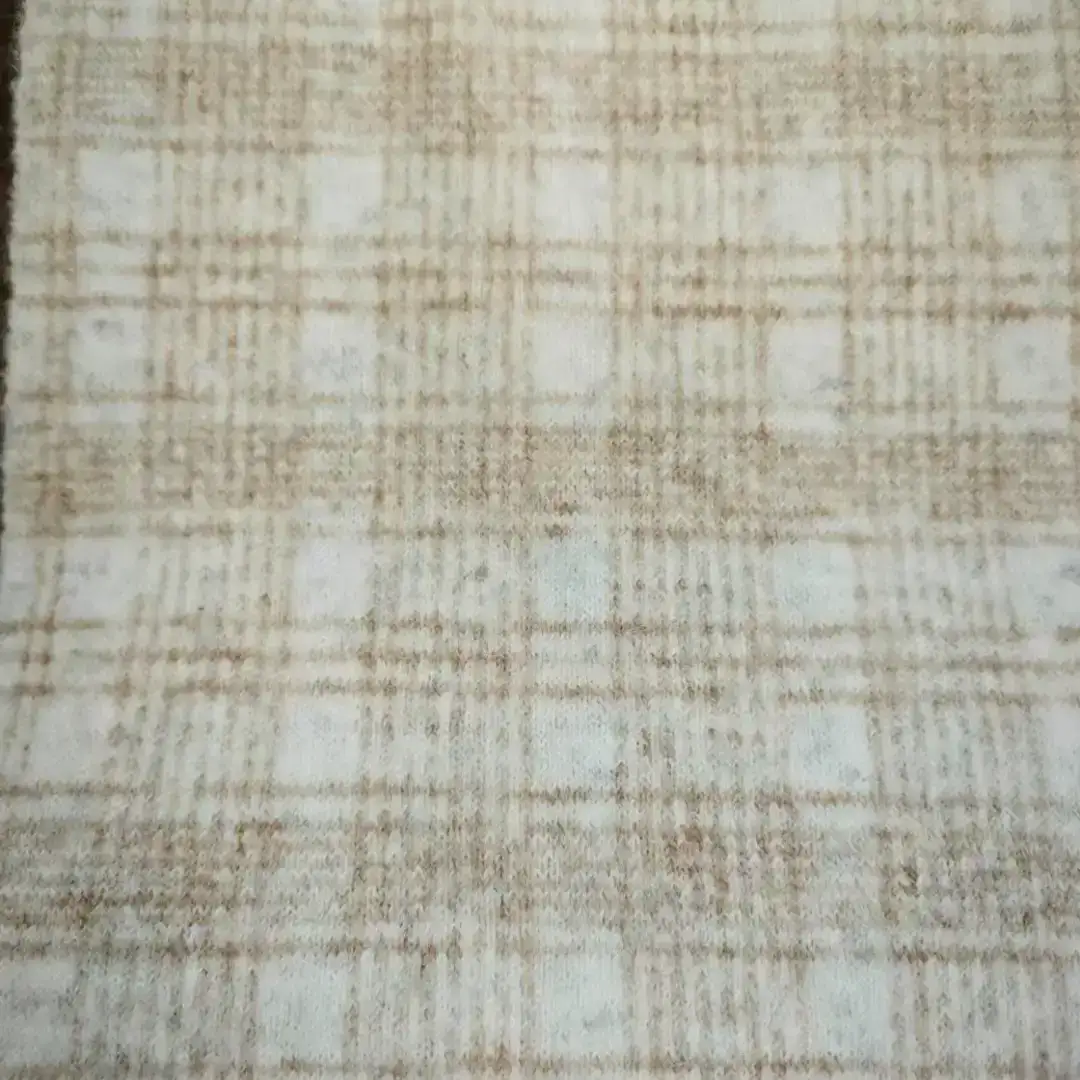 China Yarn for Ladies Vest (Sweater),Men’s Vest (Sweater),Open Cardigan (Sweater) Slub Yarn Fancy Yarn Polyester Recycled Polyester Acrylic Nylon Elastane (LYCRA®) Merino Wool 夹花色 color buy from China wholesaler bulk order at wholesale price free worldwide shipping Alibaba