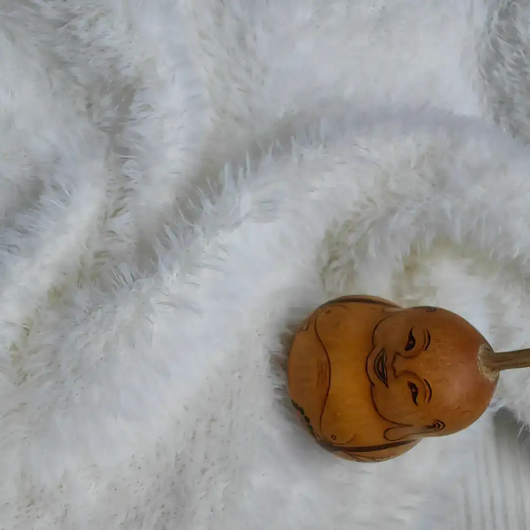 China Yarn for Open Cardigan (Sweater),Round Neck Pullover (Sweater),Crew Neck Pullover (Sweater),Crop Top Pullover (Sweater) Cat Feather Yarn Fancy Yarn Polyester 白色 color buy from China wholesaler bulk order at wholesale price free worldwide shipping Alibaba