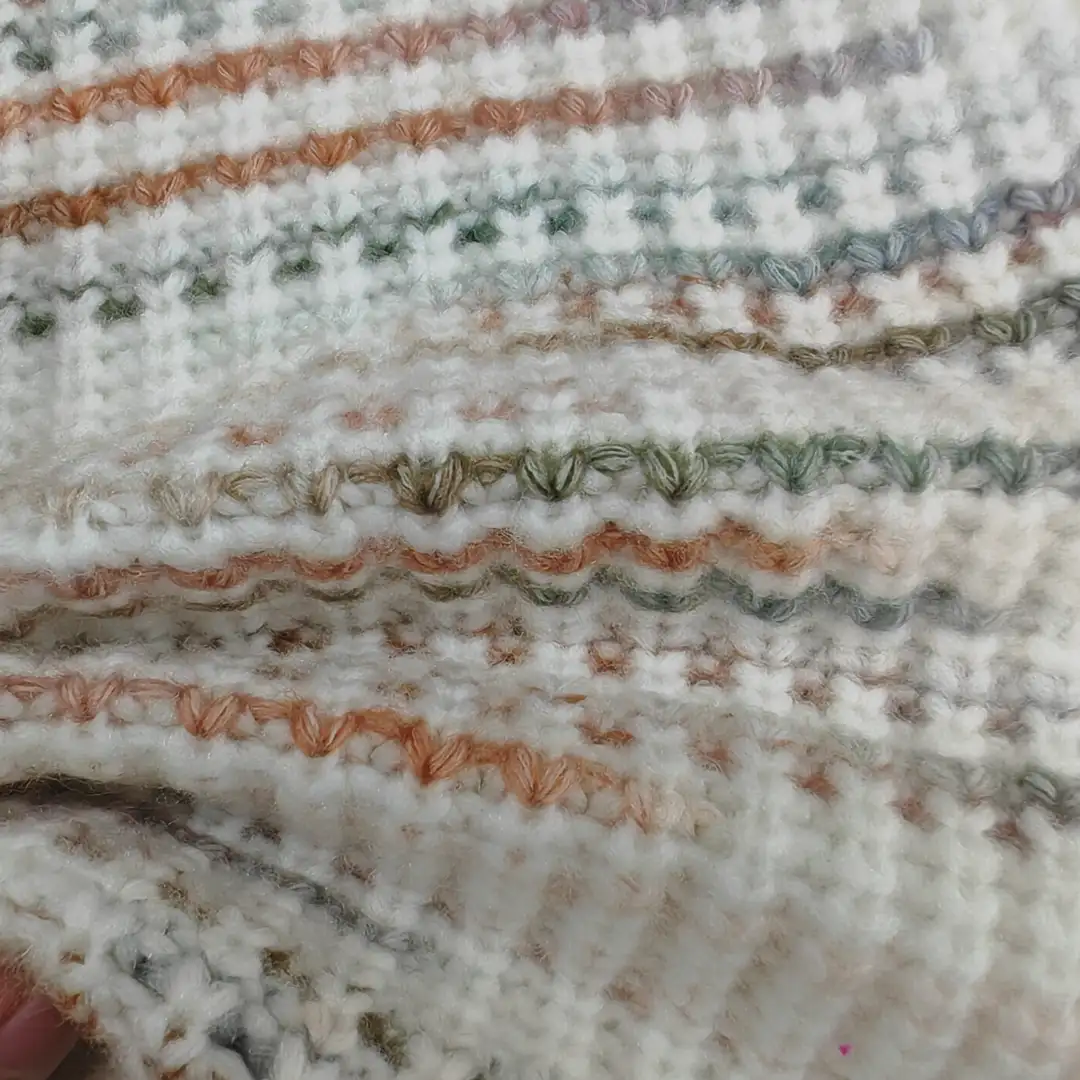 China Yarn for Open Cardigan (Sweater),Crew Neck Pullover (Sweater),Crop Top Pullover (Sweater) Air Spun Yarn Fancy Yarn Acrylic Recycled Polyester white color buy from China wholesaler bulk order at wholesale price free worldwide shipping Alibaba