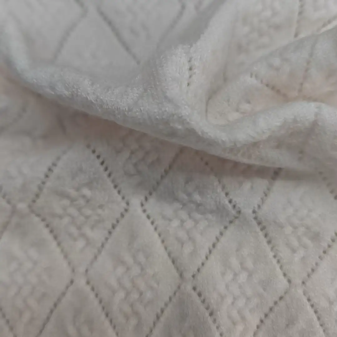 China Yarn for Crop Top,Half-Zipper Cardigan (Sweater),Shirt Long Sleeve Zipper (Sweater),Crop Top Pullover (Sweater) Core Spun Yarn Regular Yarn Viscose Polyester Nylon Pink color buy from China wholesaler bulk order at wholesale price free worldwide shipping Alibaba