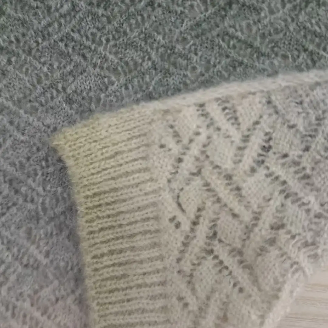 China Yarn for Hoodie,Half-Zipper Cardigan (Sweater),Round Neck Pullover (Sweater),Crop Top Pullover (Sweater) Mossy Yarn Fancy Yarn Recycled Polyester Acrylic Wool Spandex Green gradient color buy from China wholesaler bulk order at wholesale price free worldwide shipping Alibaba