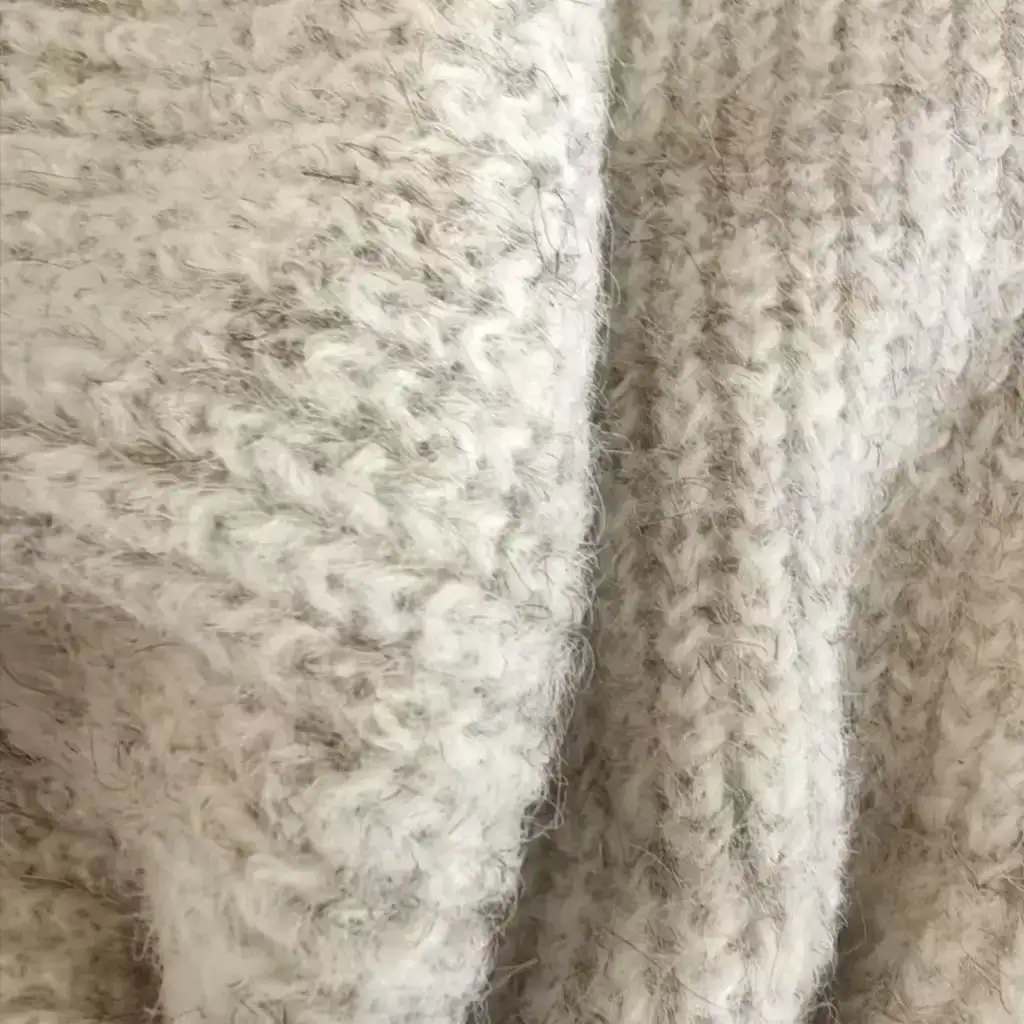 China Yarn for Open Cardigan (Sweater),Shirt Long Sleeve Zipper (Sweater),Dresses (Cardigan Button) (Sweater) Mossy Yarn Fancy Yarn Wool Nylon Recycled Polyester Elastane as catalogue color buy from China wholesaler bulk order at wholesale price free worldwide shipping Alibaba