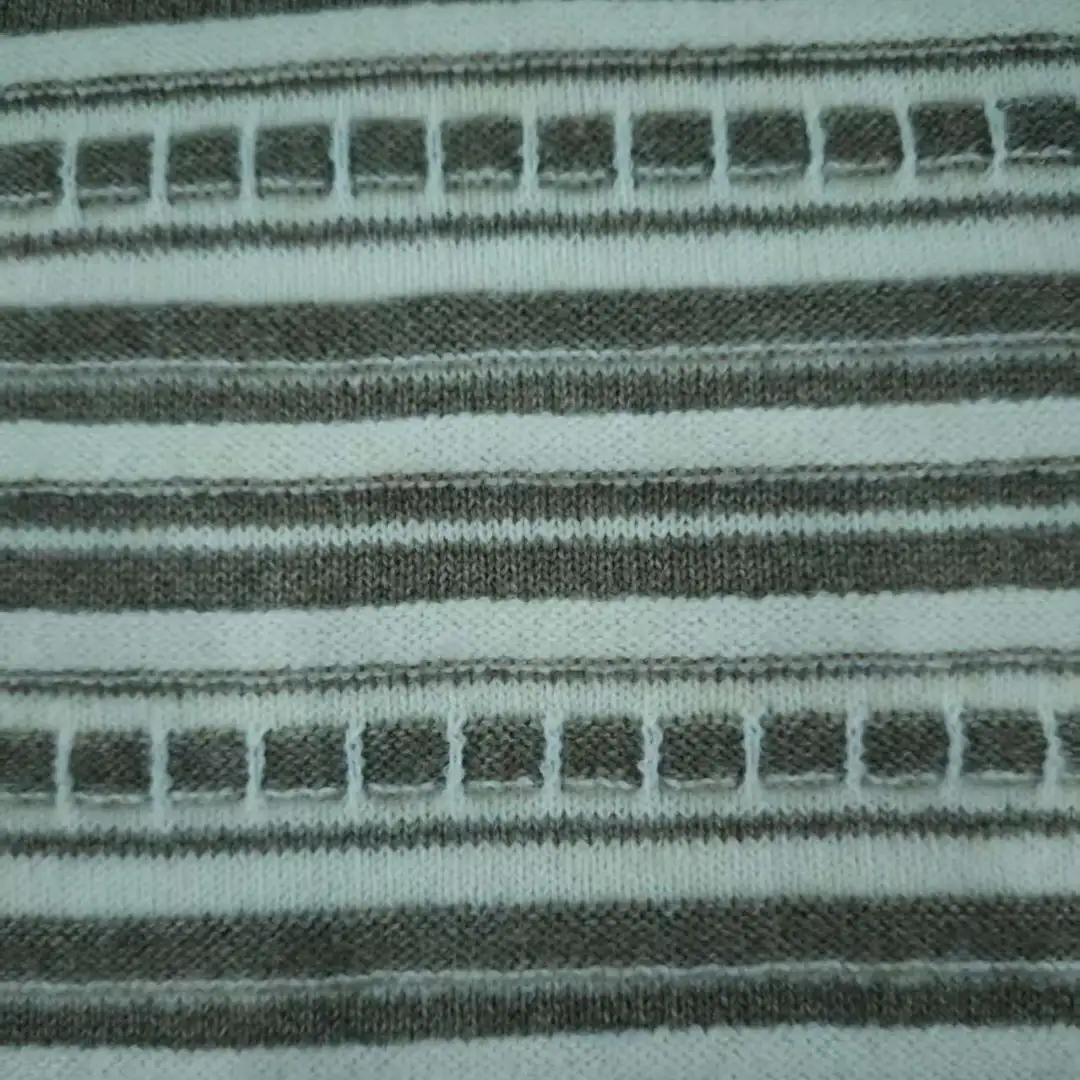 China Yarn for Shirt,Open Cardigan (Sweater),Shirt Long Sleeve Button (Sweater),Round Neck Pullover (Sweater) Mossy Yarn Fancy Yarn Recycled Polyester Polyester Spandex 棕白混搭 color buy from China wholesaler bulk order at wholesale price free worldwide shipping Alibaba