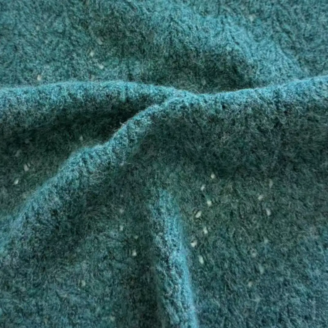 China Yarn for Ladies Vest (Sweater),Men’s Vest (Sweater),Open Cardigan (Sweater),Round Neck Pullover (Sweater),Crew Neck Pullover (Sweater),Crop Top Pullover (Sweater),Loungewear Worsted Spun Regular Yarn Recycled Polyester RWS Wool Acrylic Nylon 绿色 color buy from China wholesaler bulk order at wholesale price free worldwide shipping Alibaba