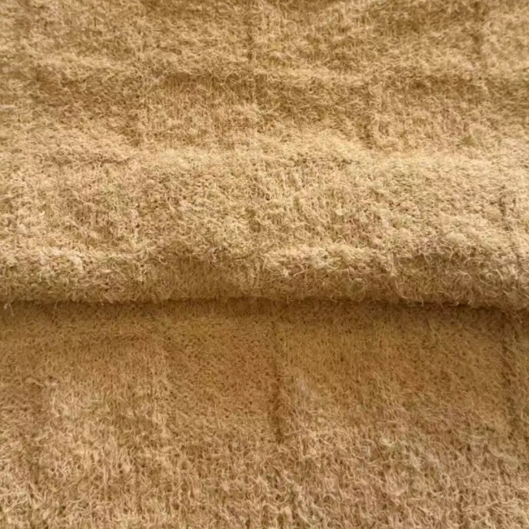 China Yarn for Tank Top,Open Cardigan (Sweater),Full-Zipper Cardigan (Sweater),Half-Zipper Cardigan (Sweater),Round Neck Pullover (Sweater),Crew Neck Pullover (Sweater),Crop Top Pullover (Sweater) Semi-Worsted Spun Regular Yarn Recycled Polyester 006米色 color buy from China wholesaler bulk order at wholesale price free worldwide shipping Alibaba