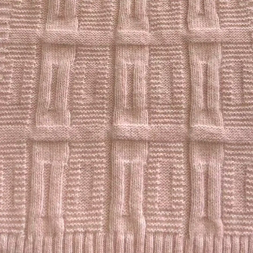 China Yarn for Tank Top,Open Cardigan (Sweater),Full-Zipper Cardigan (Sweater),Half-Zipper Cardigan (Sweater),Round Neck Pullover (Sweater),Crew Neck Pullover (Sweater),Crop Top Pullover (Sweater) Worsted Spun Regular Yarn Recycled Polyester Acrylic Nylon RWS Wool 皮粉 color buy from China wholesaler bulk order at wholesale price free worldwide shipping Alibaba