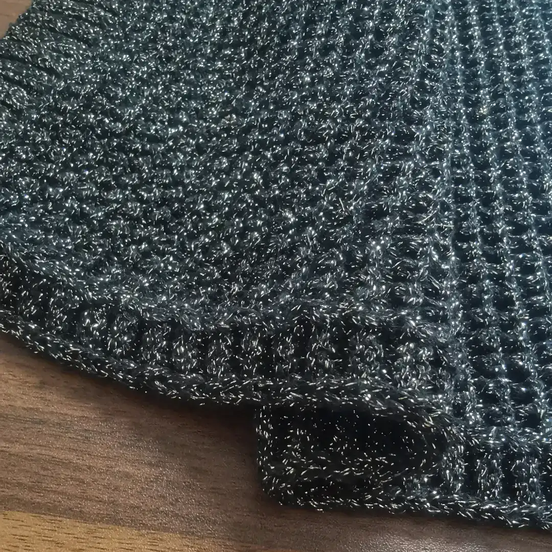 China Yarn for Open Cardigan (Sweater) Lurex Lurex Cotton Lurex 黑金 color buy from China wholesaler bulk order at wholesale price free worldwide shipping Alibaba