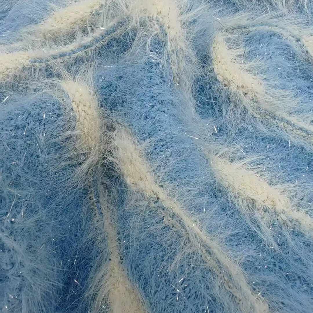 China Yarn for Crop Top,Hoodie,Full-Zipper Cardigan (Sweater),Round Neck Pullover (Sweater) Cat Feather Yarn Fancy Yarn Nylon METALLIC GOLD Blue and white color buy from China wholesaler bulk order at wholesale price free worldwide shipping Alibaba