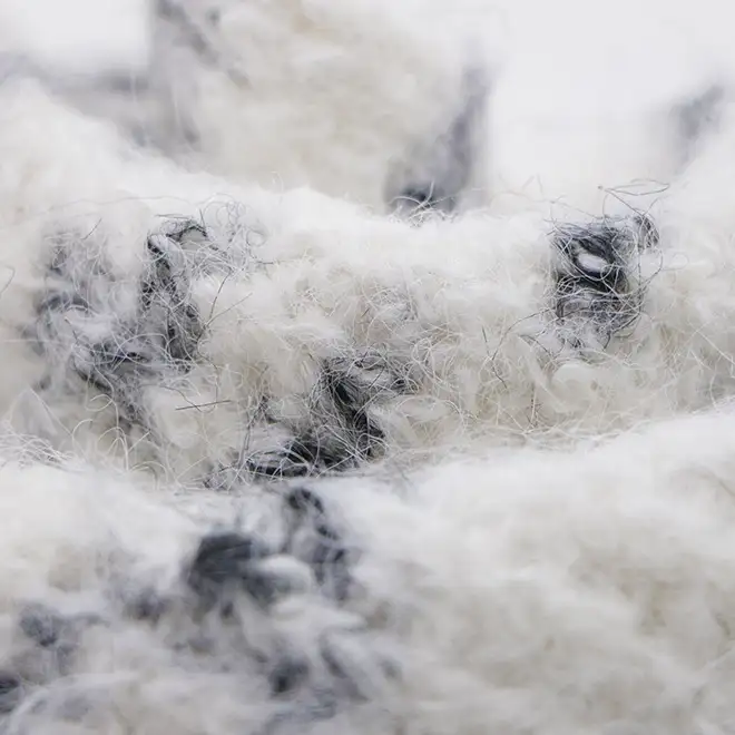 China Yarn for Crop Top,Open Cardigan (Sweater),Full-Zipper Cardigan (Sweater),Half-Zipper Cardigan (Sweater),Round Neck Pullover (Sweater),Crew Neck Pullover (Sweater),Crop Top Pullover (Sweater) Air Spun Yarn Fancy Yarn Polyester Acrylic Wool Alpaca Elastane (LYCRA®) 渐变色 color buy from China wholesaler bulk order at wholesale price free worldwide shipping Alibaba