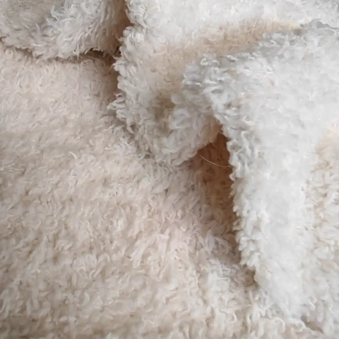 China Yarn for Round Neck Pullover (Sweater),Crew Neck Pullover (Sweater),Crop Top Pullover (Sweater),Dresses (Pullover) (Sweater),Loungewear Teddy Yarn Fancy Yarn Polyester off-white color buy from China wholesaler bulk order at wholesale price free worldwide shipping Alibaba