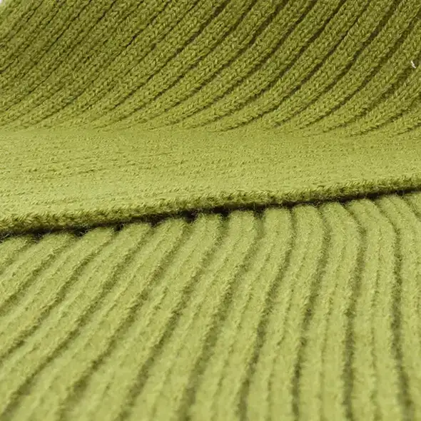 China Yarn for Half-Zipper Cardigan (Sweater),Knitted Jacket (Sweater),Hoodie  (Sweater) Worsted Spun Regular Yarn Acrylic Recycled Polyester Green，cream-coloured color buy from China wholesaler bulk order at wholesale price free worldwide shipping Alibaba