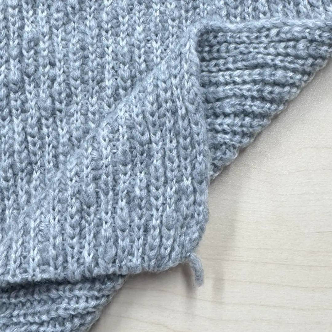 China Yarn for Ladies Vest (Sweater),Full-Zipper Cardigan (Sweater),Half-Zipper Cardigan (Sweater),Shirt Half Sleeve Button (Sweater) Air Spun Yarn Fancy Yarn Wool Acrylic Nylon GRAY color buy from China wholesaler bulk order at wholesale price free worldwide shipping Alibaba