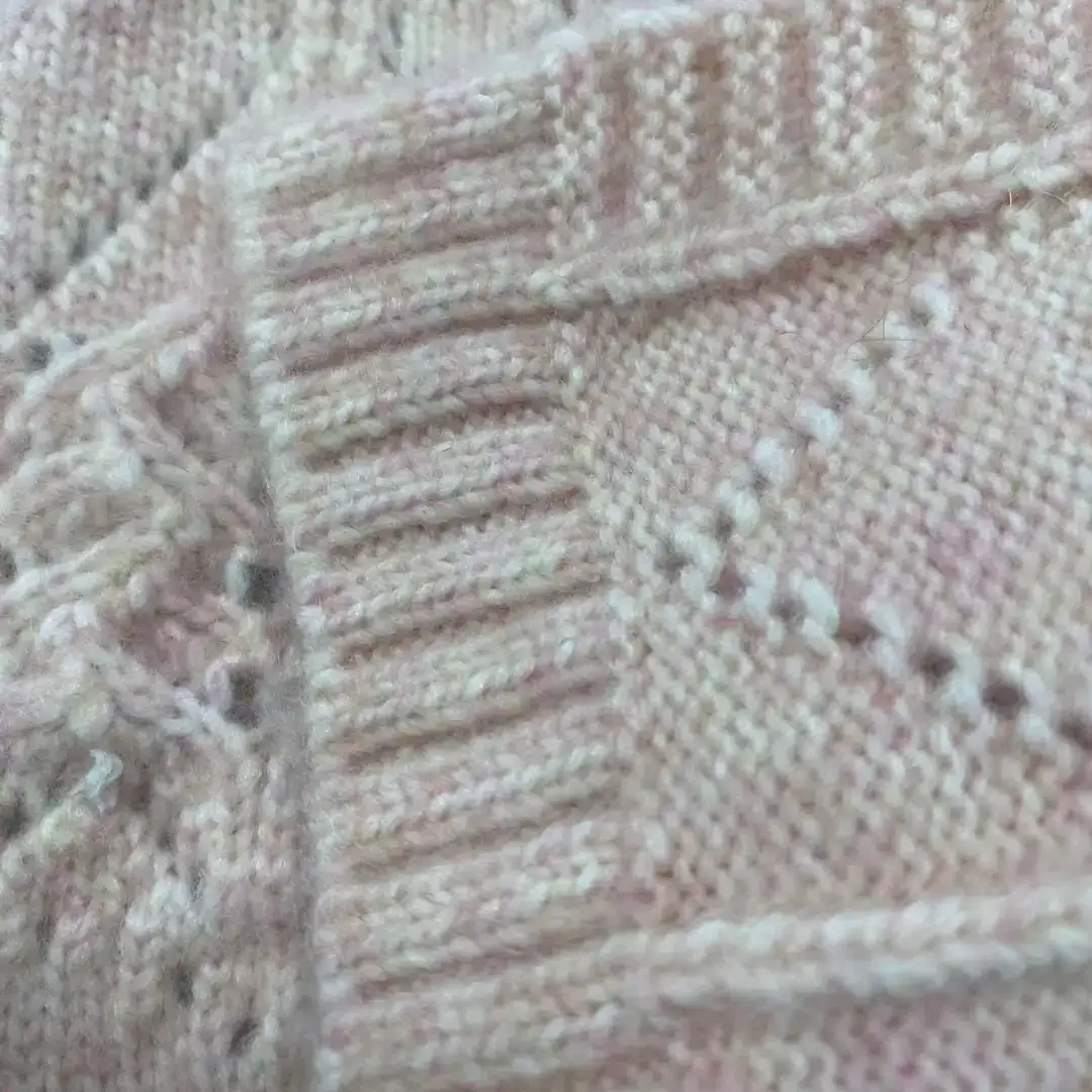 China Yarn for Open Cardigan (Sweater) Air Spun Yarn Fancy Yarn Polyester Recycled Polyester Nylon PINK color buy from China wholesaler bulk order at wholesale price free worldwide shipping Alibaba