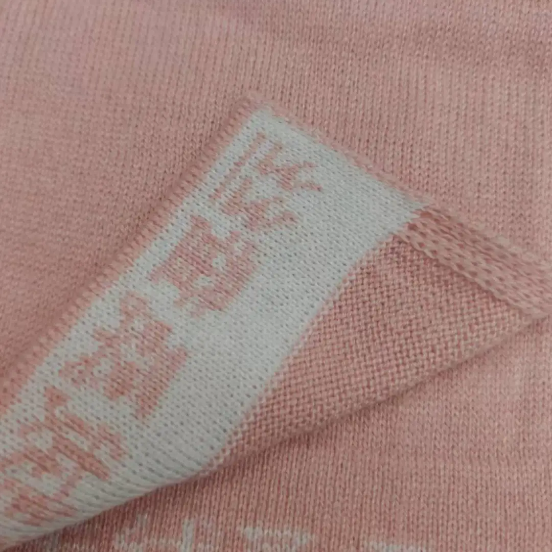 China Yarn for Open Cardigan (Sweater),Round Neck Pullover (Sweater),Crop Top Pullover (Sweater),Kids Crew-Neck Cardigan (Sweater) Woollen Spun Regular Yarn Polyester Nylon Wool Cashmere Silk Pink color buy from China wholesaler bulk order at wholesale price free worldwide shipping Alibaba