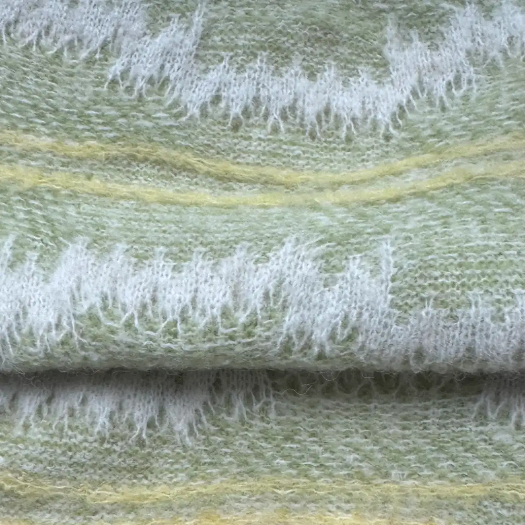 China Yarn for Ladies Vest (Sweater),Full-Zipper Cardigan (Sweater),T-shirt (Sweater) Mossy Yarn Fancy Yarn Alpaca Wool Nylon Spandex green color buy from China wholesaler bulk order at wholesale price free worldwide shipping Alibaba