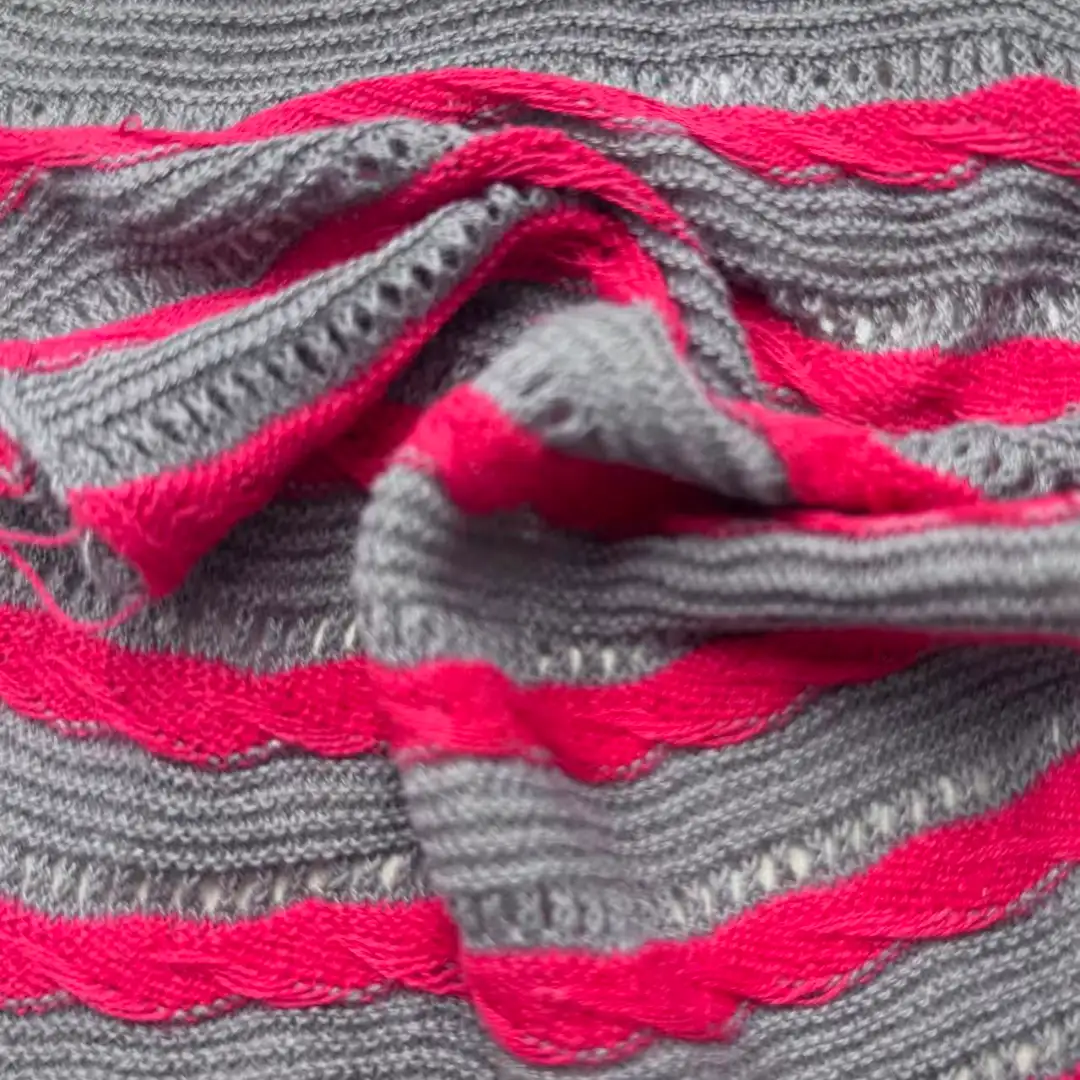 China Yarn for Ladies Vest (Sweater),Men’s Vest (Sweater),Half-Zipper Cardigan (Sweater),Shirt Half Sleeve Button (Sweater) Semi-Worsted Spun Regular Yarn Linen Cotton red color buy from China wholesaler bulk order at wholesale price free worldwide shipping Alibaba