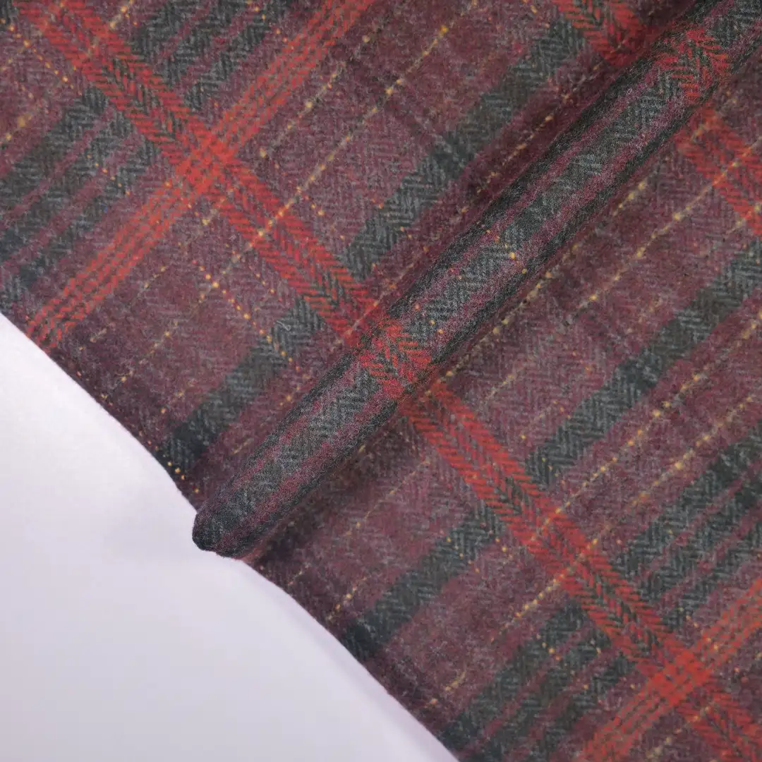 China Fabric for Trench Coat,Overcoat,Suit,Ski Suits,Uniform Yarn Dyed Check Woven Blended Fabric Polyester Wool RED color buy from China wholesaler bulk order at wholesale price free worldwide shipping Alibaba