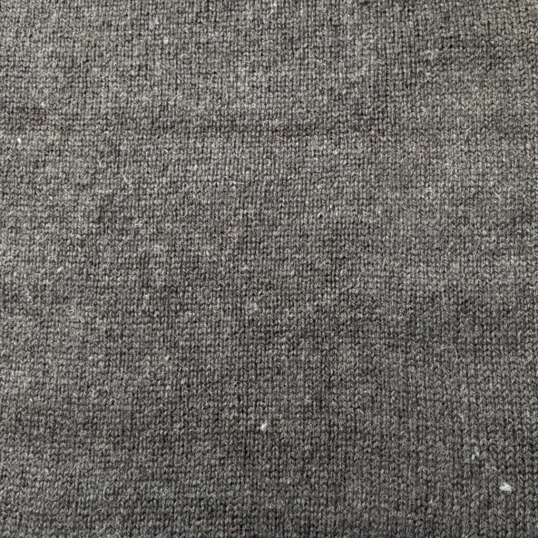 China Yarn for Ladies Vest (Sweater),Men’s Vest (Sweater),Half-Zipper Cardigan (Sweater),T-shirt (Sweater),Skirt (Sweater) Woollen Spun Regular Yarn Wool Nylon Olive Drab color buy from China wholesaler bulk order at wholesale price free worldwide shipping Alibaba