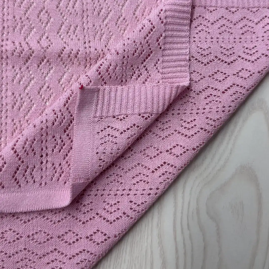 China Yarn for Ladies Vest (Sweater),Half-Zipper Cardigan (Sweater),Knitted Jacket (Sweater),T-shirt (Sweater) Semi-Worsted Spun Regular Yarn Nylon Rayon pink color buy from China wholesaler bulk order at wholesale price free worldwide shipping Alibaba